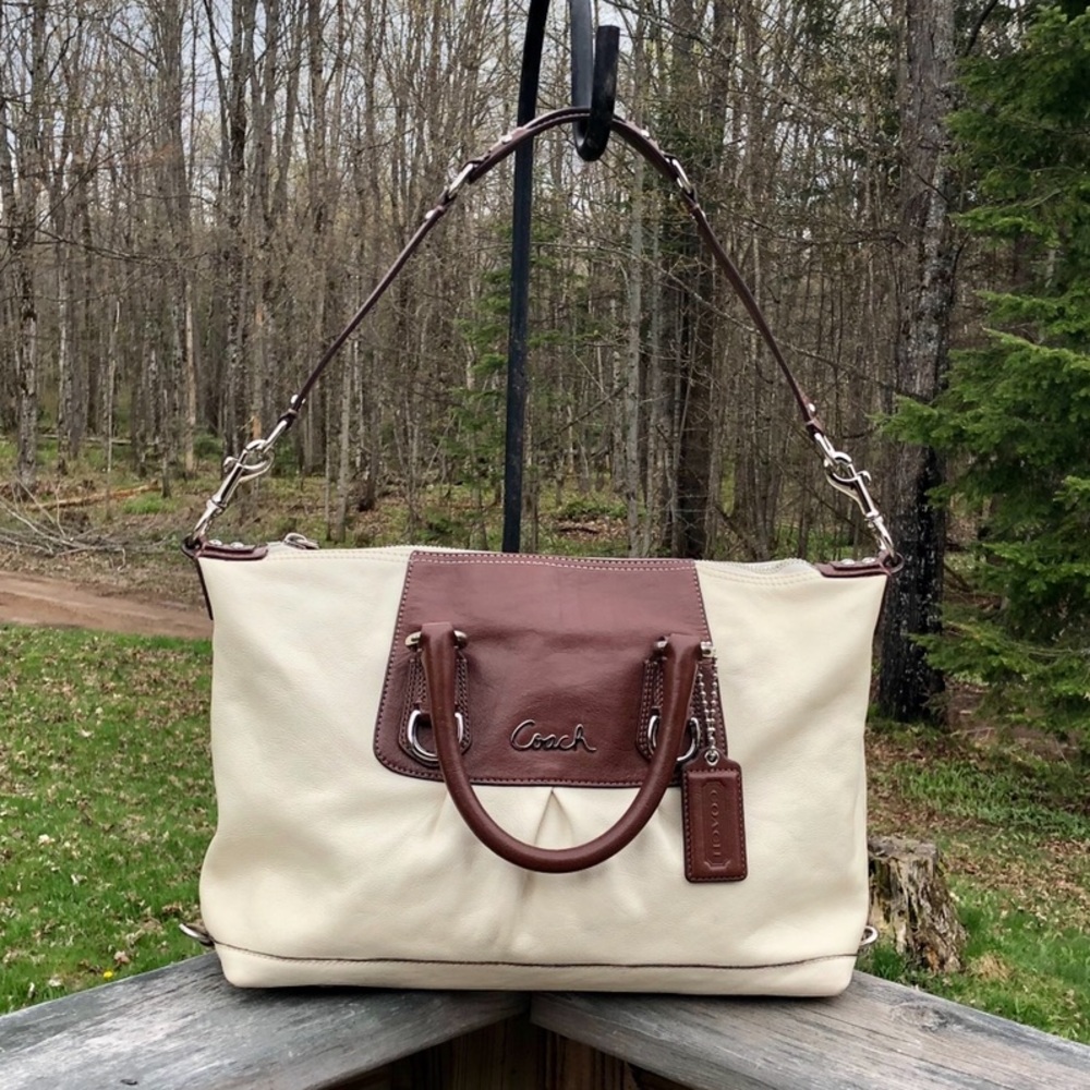 COACH LEATHER Handbag /Shoulder Tote. NEW!! WOW! - Picture 4 of 8